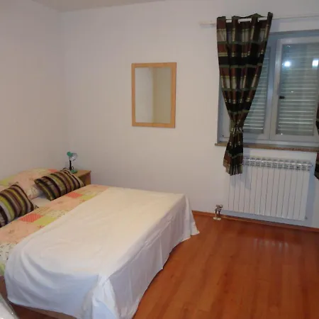 Apartman Nora *