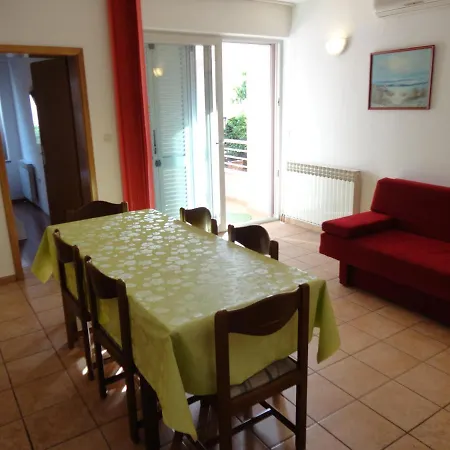 Nora Apartment
