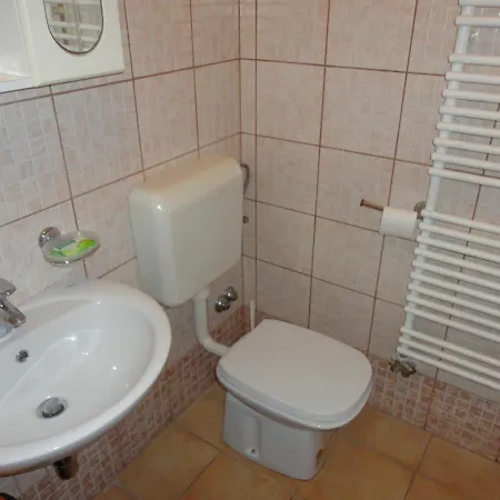 Nora Apartment *